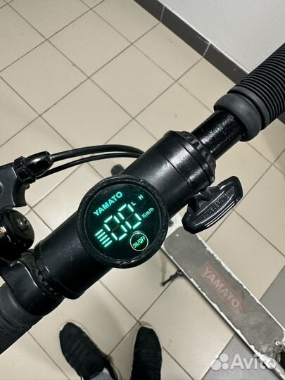 Электросамокат Yamato PES 0809PRO