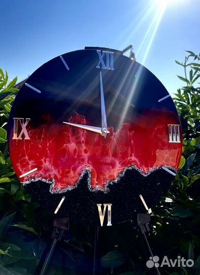 Часы из эпоксидной смолы
