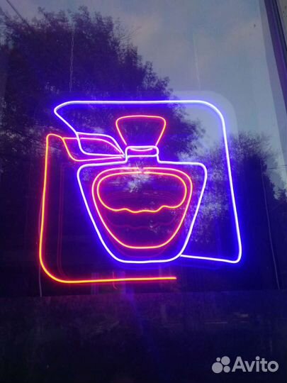 Неоновая реклама, вывеска