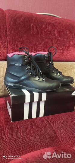 Кроссовки демисезонные женские 37