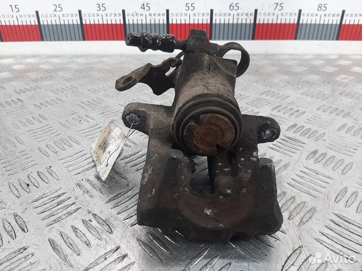 Суппорт задний правый для Volkswagen Passat 5