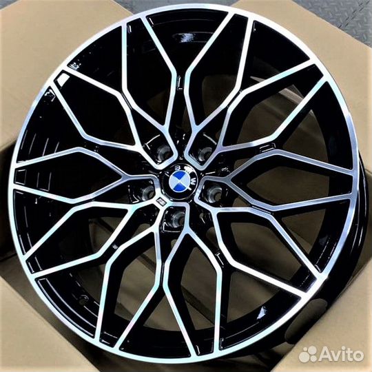 Диски на BMW бмв 5 серии G30 R18