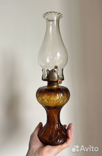 Английская винтажная керасиновая лампа