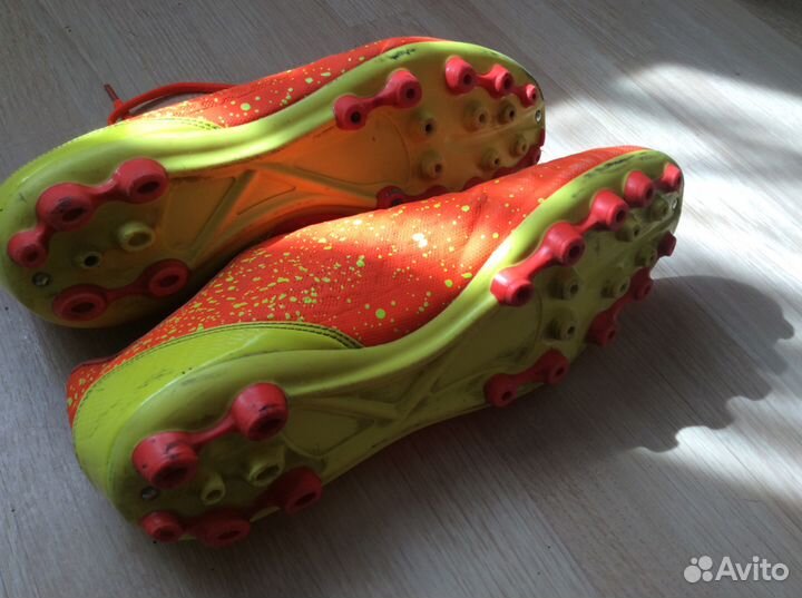 Продам бутсы мужские футбол/регби 43-44 рр