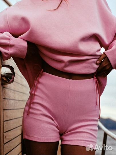 Шорты и свитшот женский zara