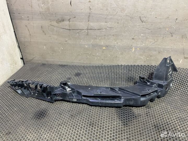 Кронштейн бампера передний правый VW Polo 5 Поло