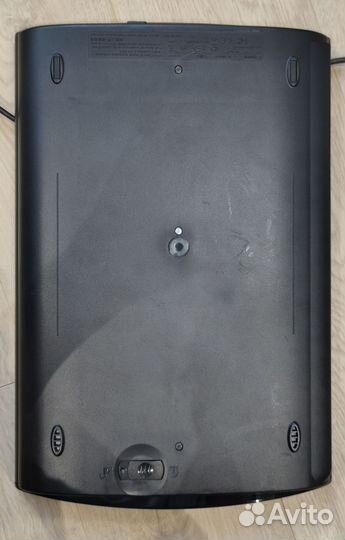 Без торгов Сканер Canon lide 100