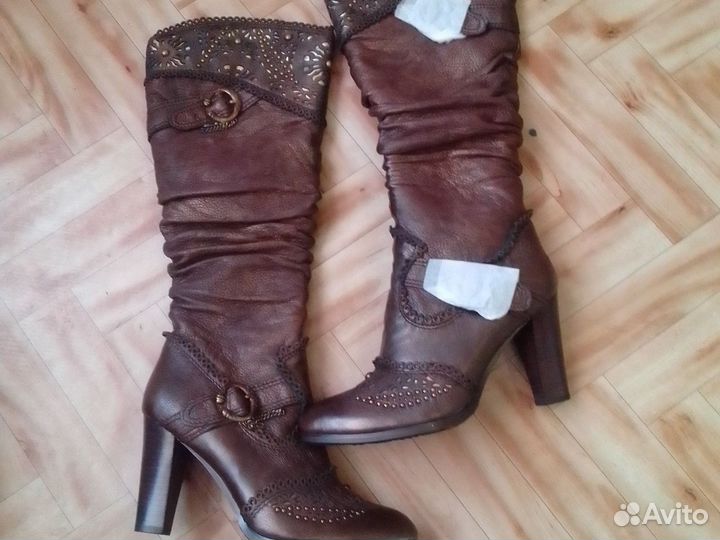 Сапоги женские