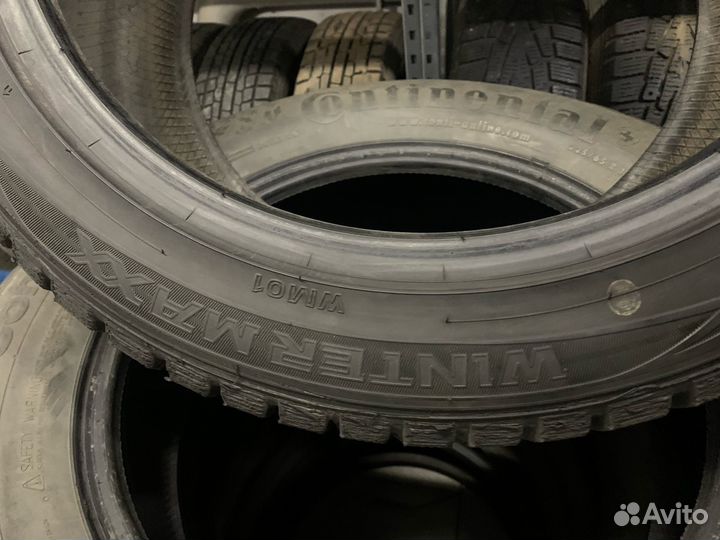 Dunlop Winter Maxx 245/45 R17