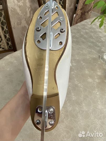 Фигурные коньки risport RF3 pro С 230