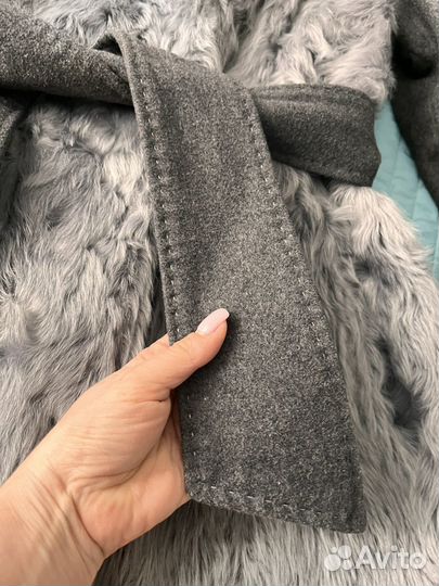 Пальто с козликом 46