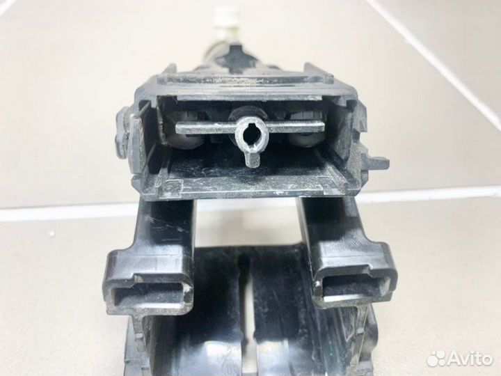 Форсунка омывателя фар правая Toyota Rav4 XA40