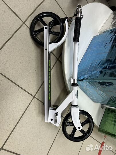 Самокат городской новый