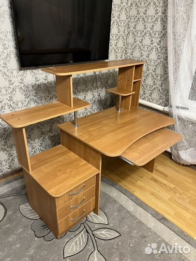 Компьютерный стол б/у