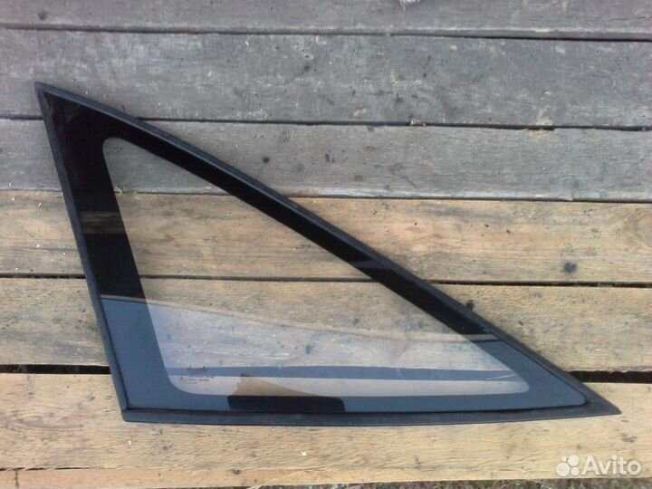 Стекло форточка задняя Opel Vectra A хетчбек