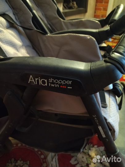 Коляска для двойни летняя прогулочная