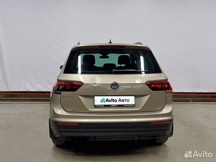 Volkswagen Tiguan 1.4 AMT, 2020, 32 990 км