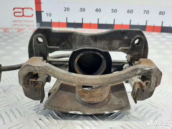 Суппорт передний левый для Toyota Camry (XV40)