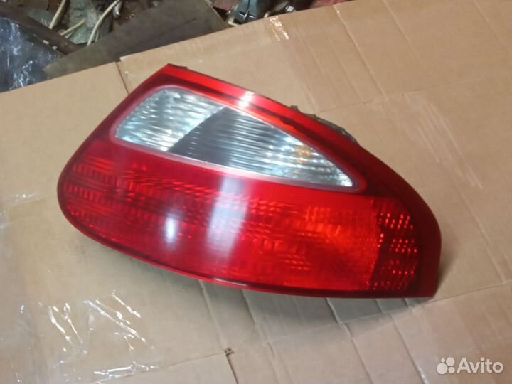 Фонарь задний правый KIA clarus 2
