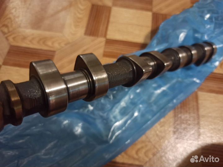 Распредвалы ваз 16v б.у