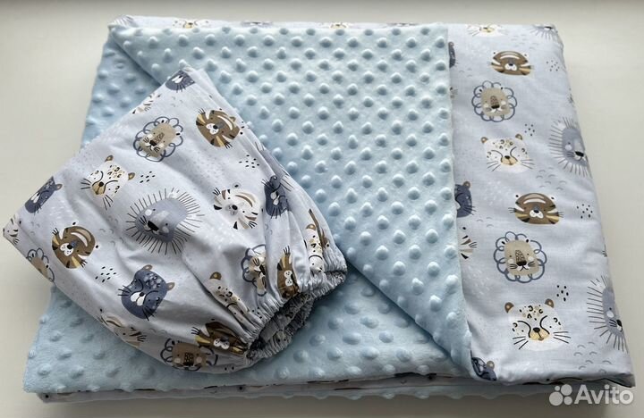 Комплект в кроватку. Детское одеяло