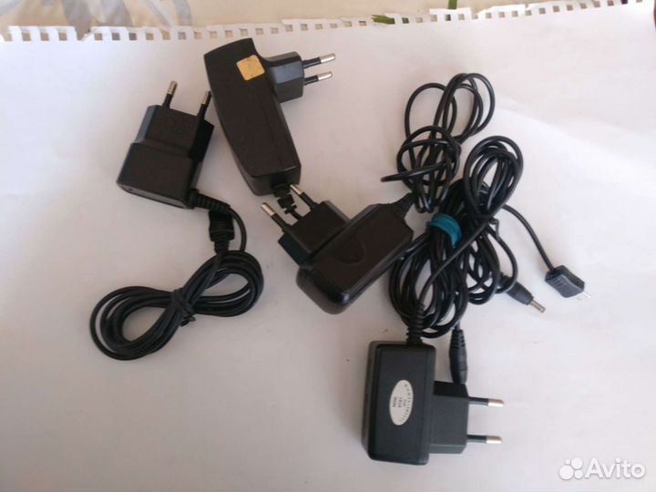 Зарядные устройства от телефонов