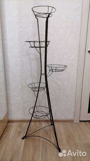 Подставка для цветов напольная металлическая