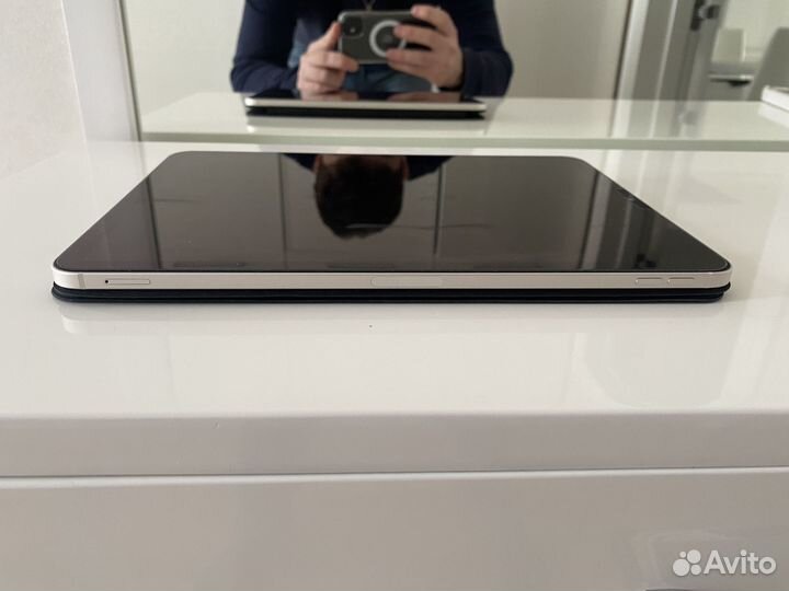 iPad air 5 2022 cellular wifi с симкой