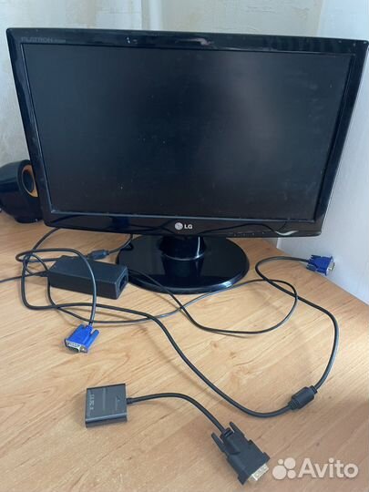 Монитор LG переходник Dvi D WGA