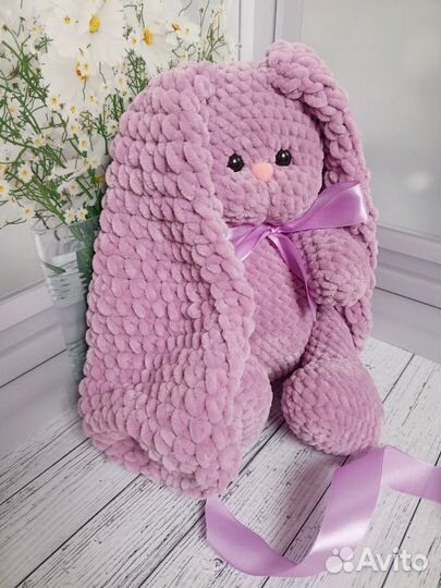 Плюшевая игрушка заяц