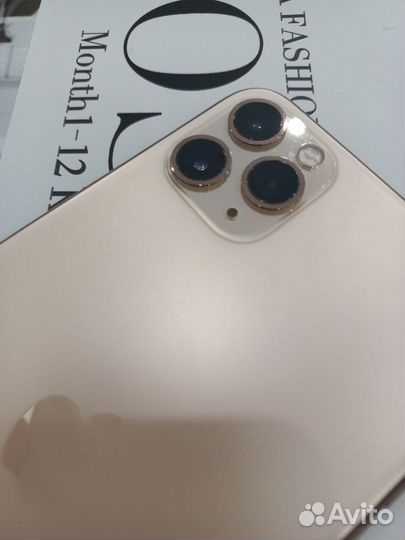 iPhone 11 pro max 256 гб золотистый
