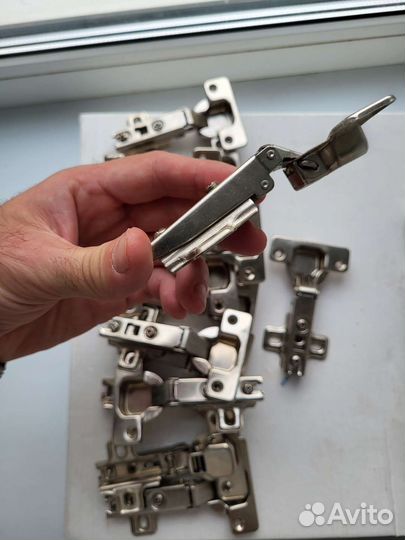 Петли мебельные накладные