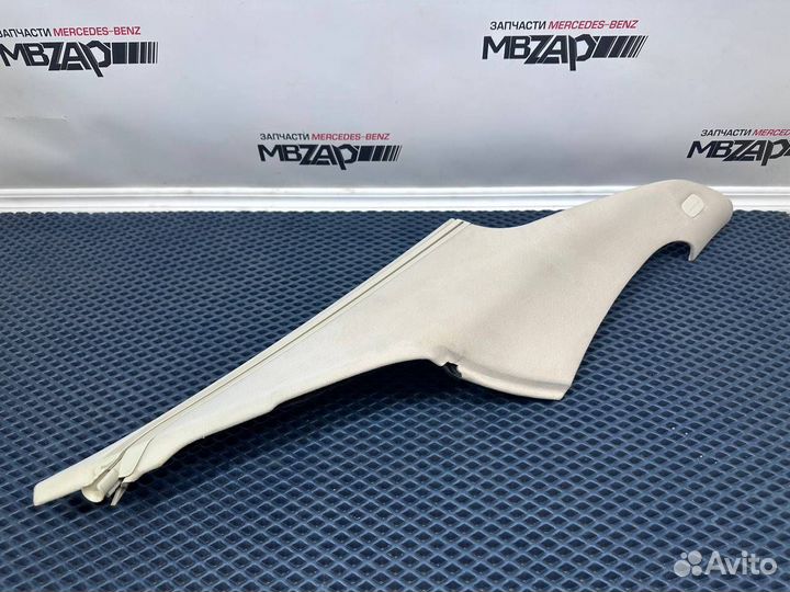 Обшивка левой задней стойки Меrcеdes W222