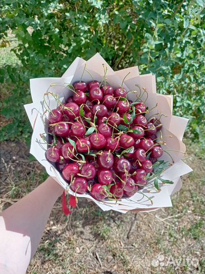 Съедобные букеты из ягод