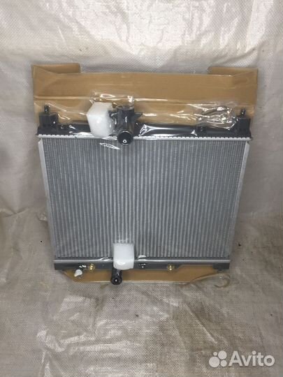 Радиатор основной Тойота 1SZ Витц Платц Ярис Эхо