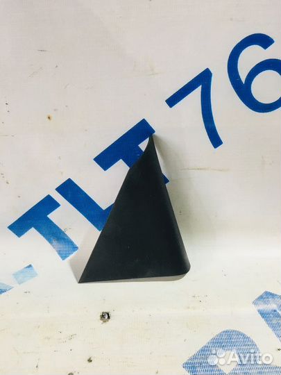 Уголок двери внутренний KIA ceed JD рест. 1.6 ат у