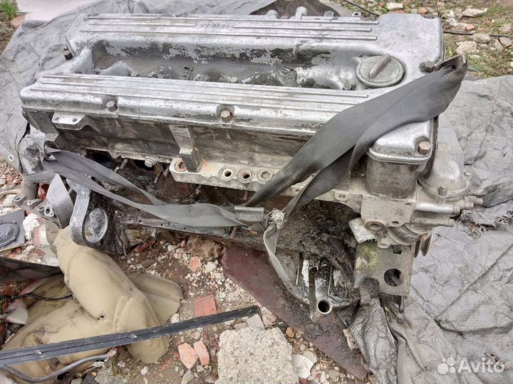 Двигатель Mercedes-Benz w123 110.923