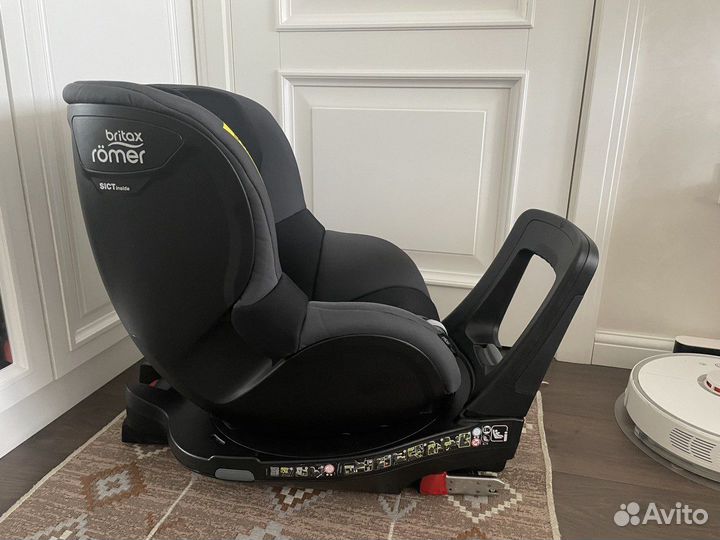 Автокресло Britax Romer Dualfix m i size