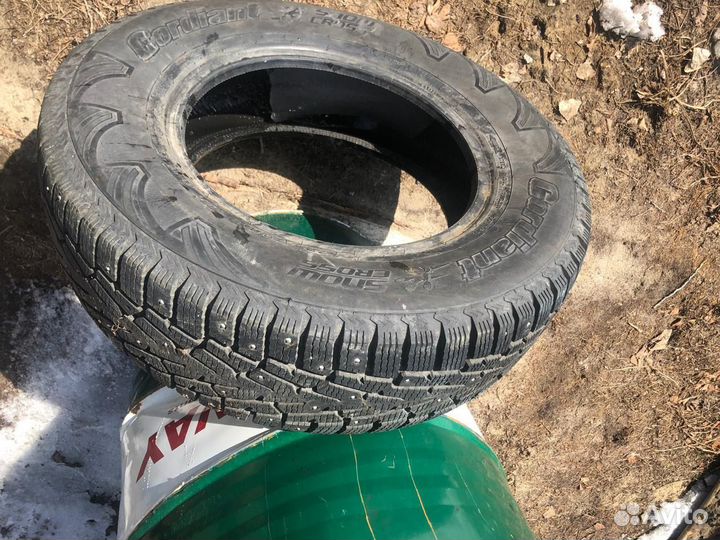 Gislaved Frost 235/70 R16 106