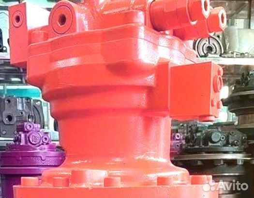 R 290NLC-3 Гидромотор поворота 31QB-11160