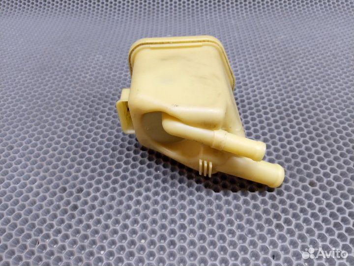 Бачок гидроусилителя Touareg / Cayenne / Audi Q7