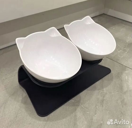 Миски на подставке для кошек и собак