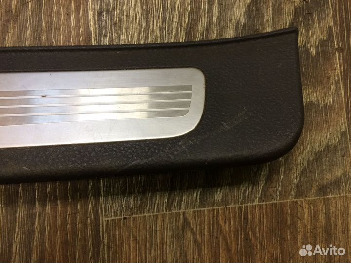 Накладка порога левая передняя Hyundai Santa Fe 2