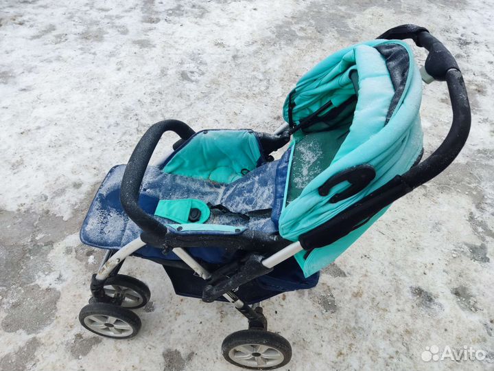 Прогулочная коляска на без камерных колёсах