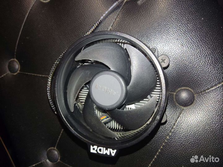Кулер AMD Wraith Spire