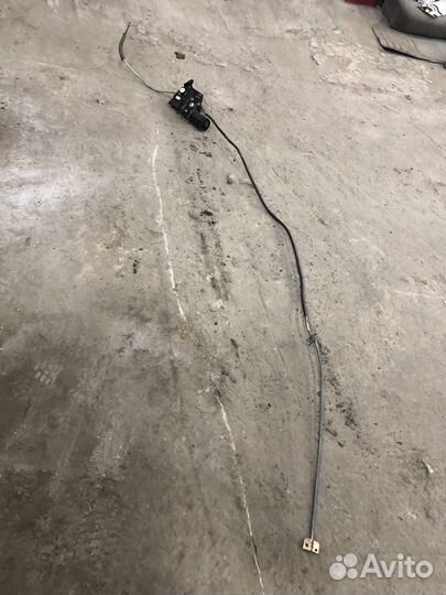 Моторчик люка с тросом mercedes w124 седан