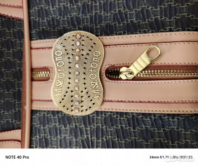 Дорожные сумки с колёсиками и ручкой