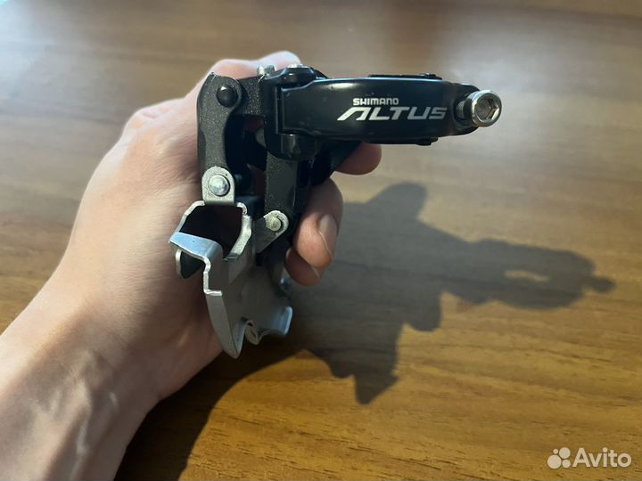Передний переключатель - Shimano altus FD-M371