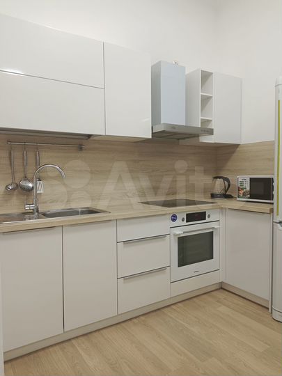 1-к. квартира, 43 м², 1/18 эт.