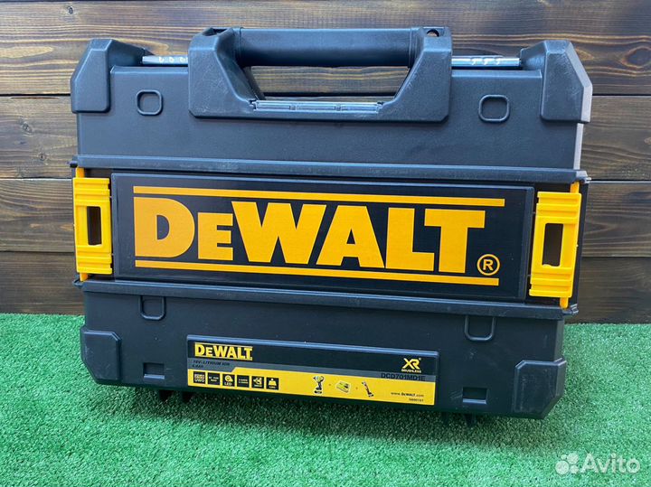 Аккмуляторный набор Dewalt 2 в 1 Ушм + Гайковерт